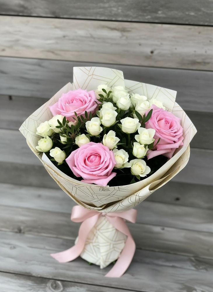 Букет цветов из: Розы в Качалинской