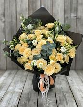 Букет цветов из:  Розы и Лизиантусы #REPLACE_PRED# Качалинской