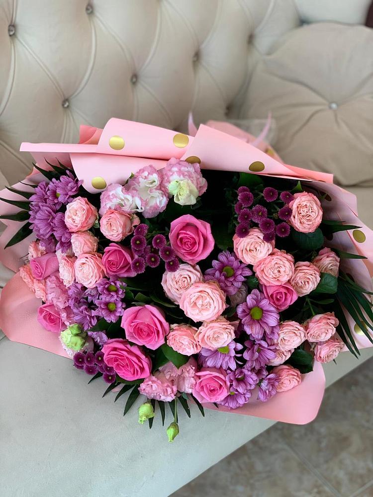 Букет цветов из: Хризантемы, Розы и Лизиантусы в Качалинской