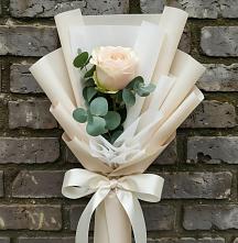 Букет цветов из:  Розы в Качалинской