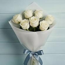 Букет 7 Белых роз Эдлесс Лав в Качалинской