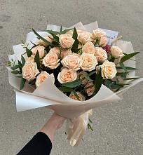 Букет Кремовые розы Латте в Качалинской