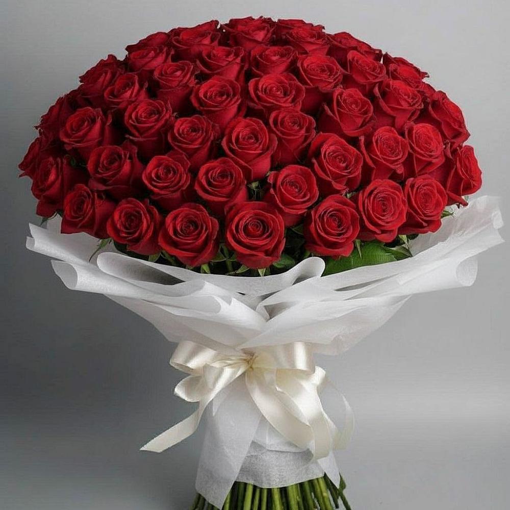Букет 101 Красная роза Блэк Мэджик в Качалинской