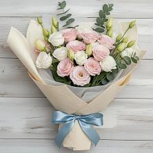 Букет цветов из:  Лизиантусы в Качалинской