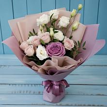 Букет цветов из:  Розы и Лизиантусы #REPLACE_PRED# Качалинской