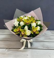 Букет цветов из:  Орхидеи и Розы в Качалинской