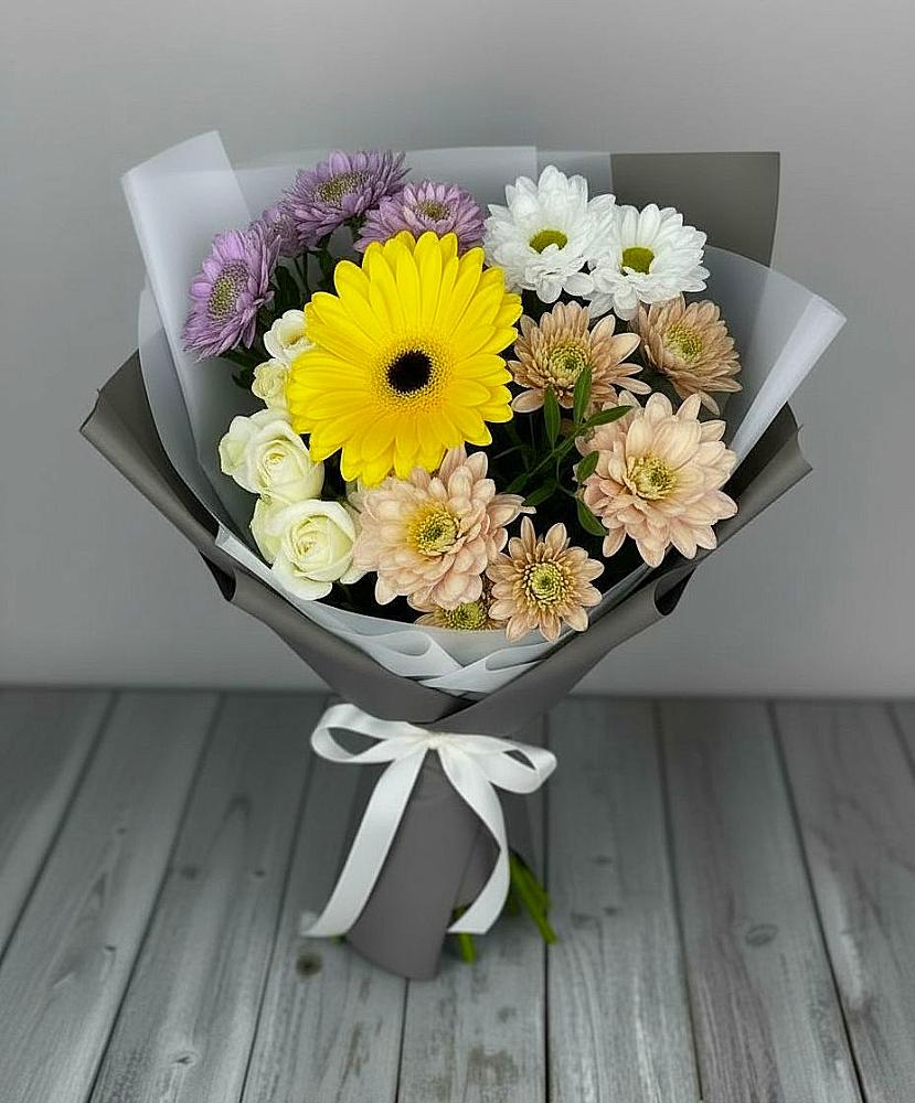 Букет цветов из: Розы, Герберы и Хризантемы в Качалинской