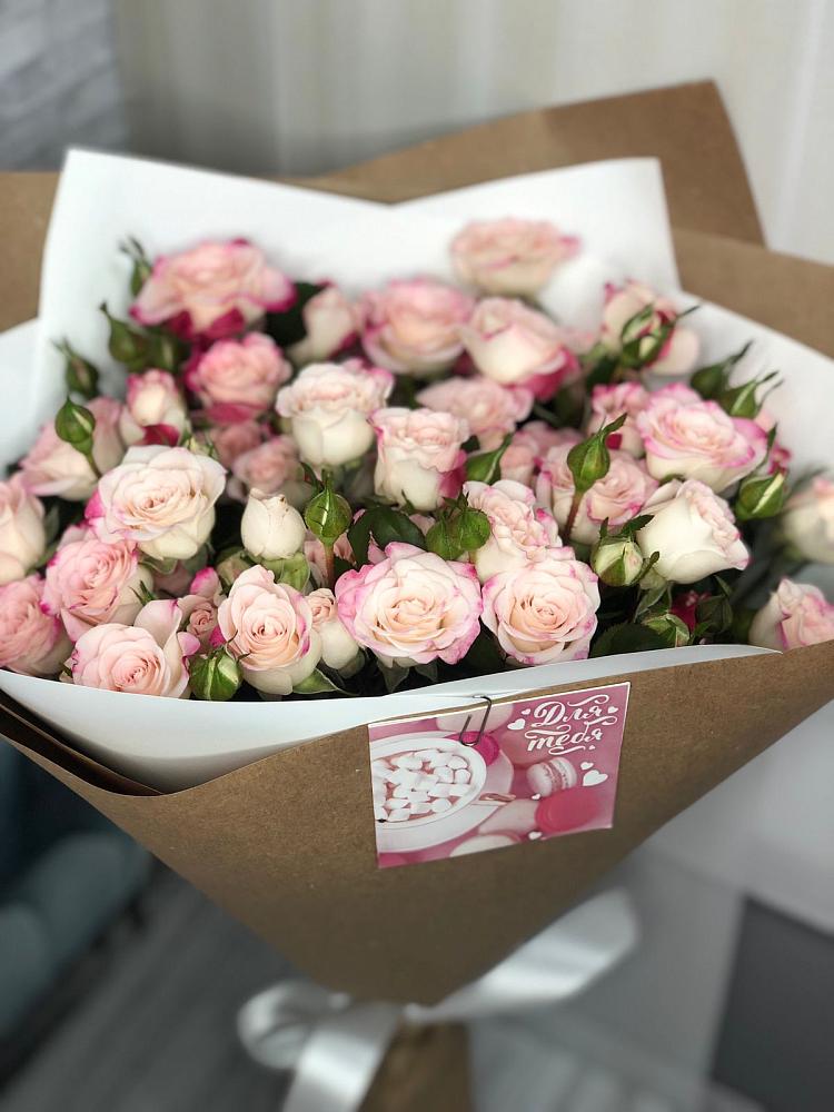 Букет цветов из: Розы в Качалинской