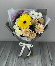 Букет цветов из:  Розы, Герберы и Хризантемы в Качалинской