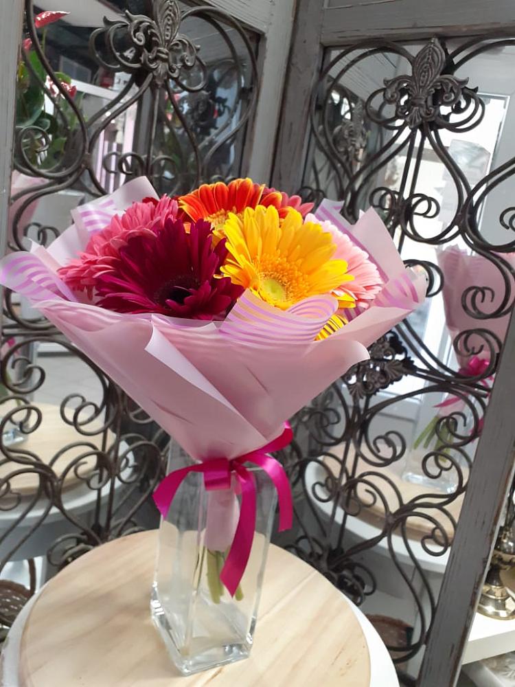 Букет цветов из: Герберы в Качалинской