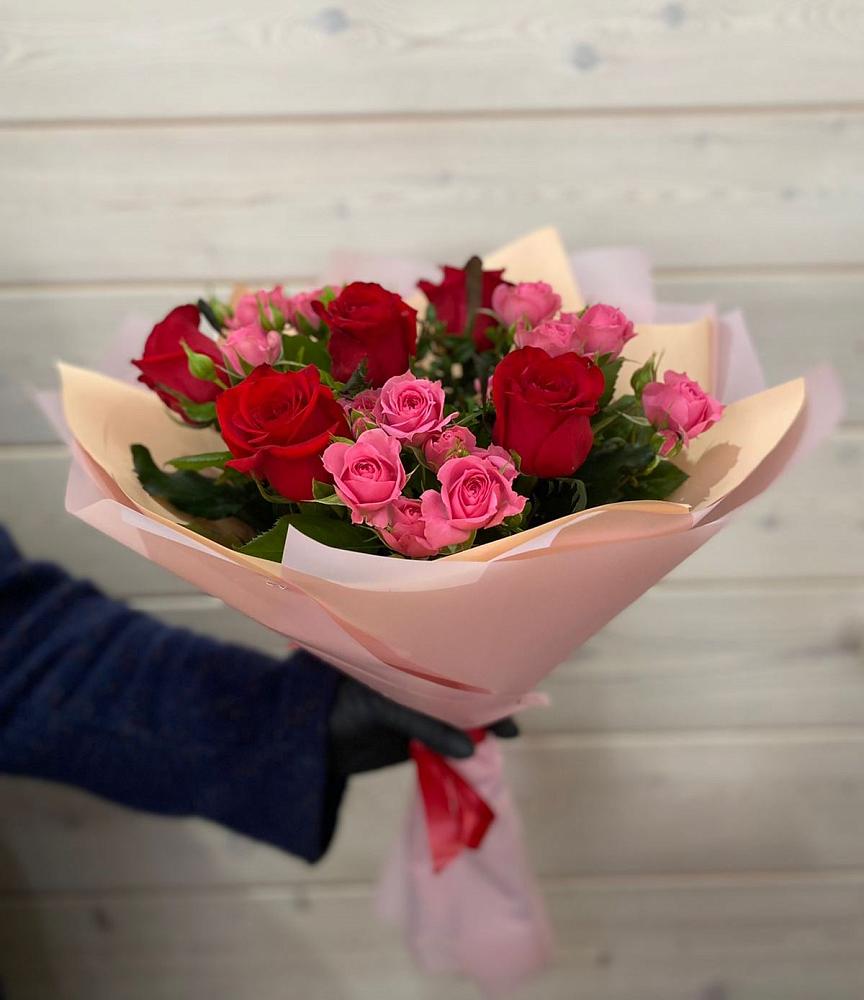 Букет цветов из: Розы в Качалинской