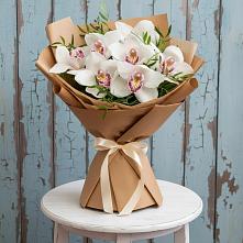Букет цветов из:  Орхидеи и Розы в Качалинской